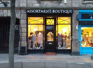 united-kingdom/cheshire/shop/assortment-boutique-fashion-and-home