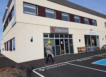 iceland/grundarfjorour-area/shop/vinbuoin