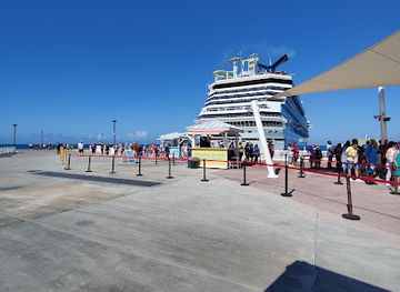 the-bahamas/bimini/shop/trev-inn-marketplace