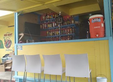 dominica/saint-john/shop/sea-breeze-mini-mart-and-bar