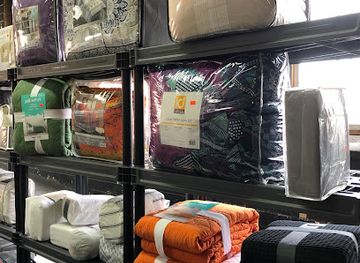 iowa/stone-state-park/shop/4less-sales-llc-discount-store