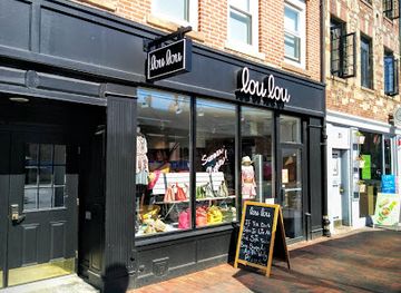 connecticut/new-haven-harbor/shop/lou-lou-boutiques
