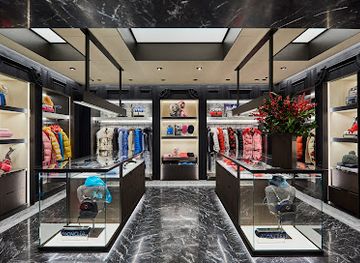 switzerland/lucerne/shop/moncler