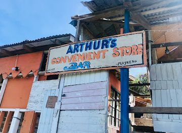 saint-vincent-and-the-grenadines/tobago-cays-marine-park/shop/arthur-s-convenience-store