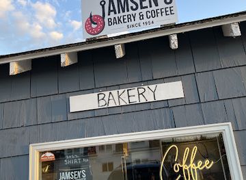 michigan/copper-harbor/shop/jamsen-s-bakery