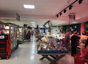 gibraltar/little-bay/shop/eroski-center