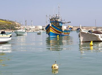 malta/marsaxlokk-fishing-village/shop/spar-marsaxlokk