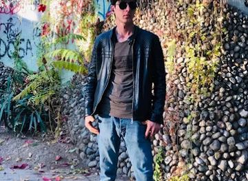 afghanistan/kunduz/shop/airport-gift-shop