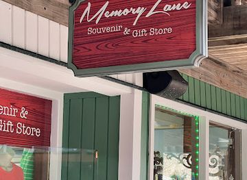 curacao/willemstad/shop/memory-lane