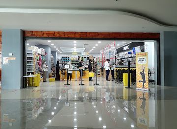 indonesia/maluku/shop/ambon-manise-square