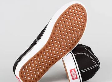 haiti/cotes-de-fer/shop/brandy-store