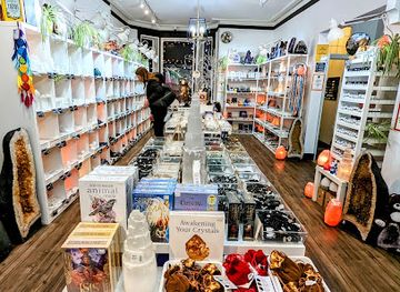 canada/lakeland-county/shop/crystal-dreams-st-denis