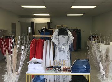 arkansas/sherwood/shop/shades-closet