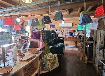 maine/kennebec-county/shop/maine-cabin-company-home-of-the-maine-cabin-masters