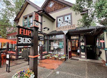 colorado/breckenridge-ski-resort/shop/underground-snowboards