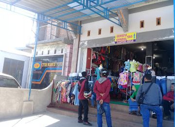 indonesia/lesser-sunda-islands/shop/toko-bayu-aji