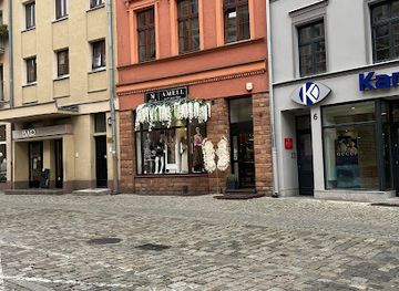 poland/torun/shop/amell-sklep-odziezowy