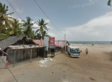 sri-lanka/arugam-bay/shop/kurulu-surf-shop