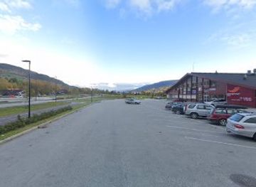 norway/oppland/shop/hos-christl-as-garn-gardiner-sengetoy-og-undertoy