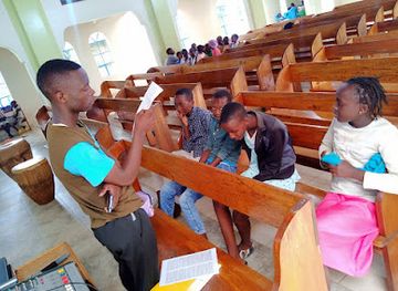 uganda/kibale-national-park/shop/kisumbi-b-shop