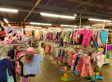 tennessee/johnson-city/shop/owl-s-nest-clothing-more