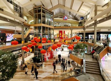 washington/bellevue/meydenbauer-bay/shop/bellevue-square