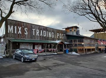 illinois/matthiessen-state-park/shop/jamie-s-outpost
