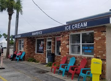 florida/ponce-inlet/shop/lighthouse-ice-cream-snacks
