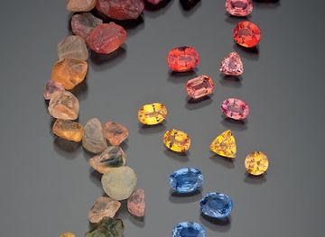 madagascar/isalo-national-park/shop/gem-center