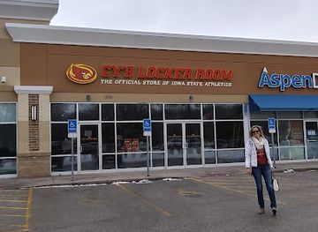 iowa/ames/shop/cy-s-locker-room