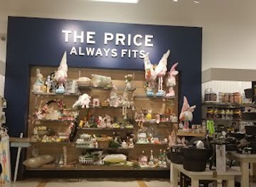 new-hampshire/central-new-hampshire/shop/bedford-mall