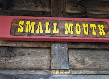 minnesota/gunflint-trail/shop/voyageur-canoe-outfitters