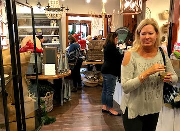 tennessee/chattanooga/downtown-chattanooga/shop/sophie-s-northshore