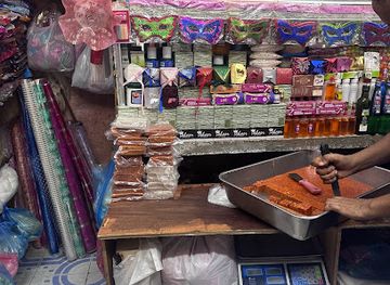 djibouti/moucha-island/shop/halawiyat-al-hamadi-souq-al-dhubbab