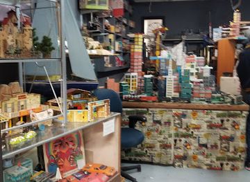 washington/tacoma/shop/sanford-son-antiques