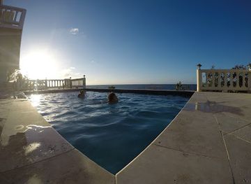 anguilla/meads-bay/shop/hibernia-restaurant-art-gallery