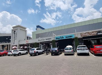 south-africa/pretoria/waterkloof/shop/waterkloof-corner