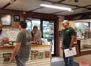 michigan/pere-marquette-state-forest/shop/baldwin-bait-and-tackle