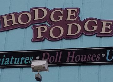 colorado/pagosa-springs/shop/the-river-center