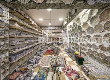 morocco/fes-region/shop/fez-medina-pottery