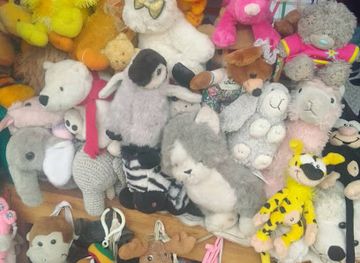 cameroon/campo-ma-an-national-park/shop/esther-shop