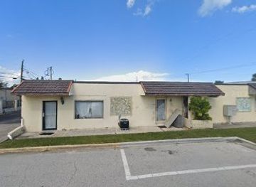 florida/cocoa-beach/shop/crystal-s-closet