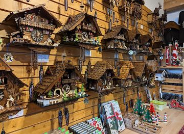 germany/rhineland/shop/house-of-clocks-gifts-souvenirs-and-dirndl-lederhosen