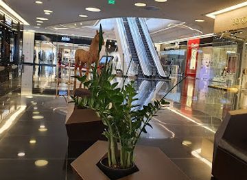 kazakhstan/tian-shan/shop/esentai-mall