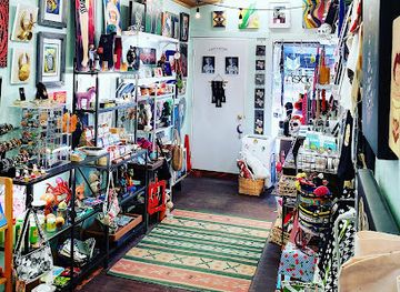 texas/houston/the-heights/shop/the-whimsy-artisan-boutique