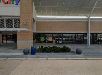 illinois/berwyn/shop/sebastian-grace-clothing-company