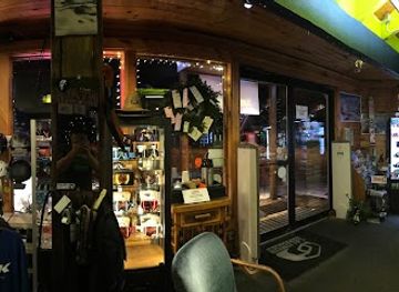 vermont/killington/shop/first-stop-board-barn-ski-bike-snowboard-paddle-shop