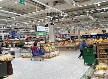 france/aquitaine-coast/shop/centre-commercial-rives-d-arcins