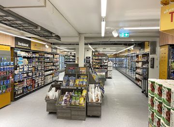 norway/oslo/holmenkollen/shop/coop-prix-besserud