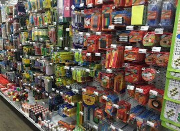 saint-lucia/canaries/shop/excellent-stores